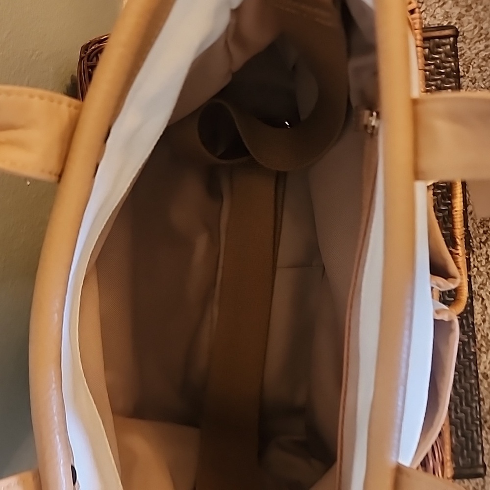 Levenger Women Floral Canvas Tote With Wristlet NWOT - Picture 6 of 13